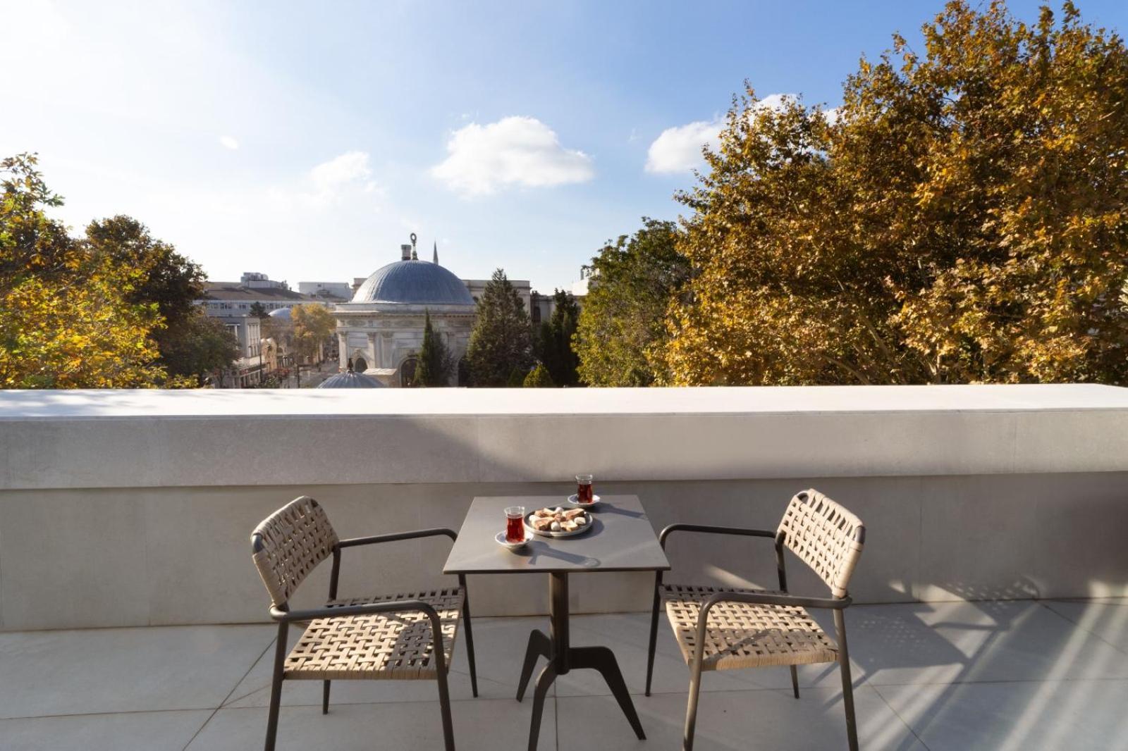 Bentley Hotel Old City-Special Class Stambuł Zewnętrze zdjęcie View from the rooftop